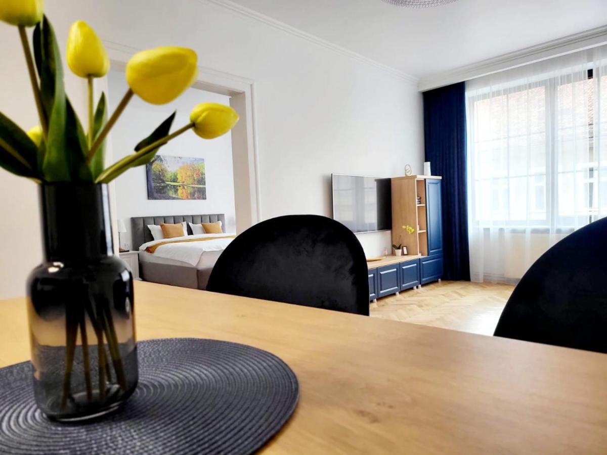Apartamento Sboldtown By Holztreppe Braşov Exterior foto